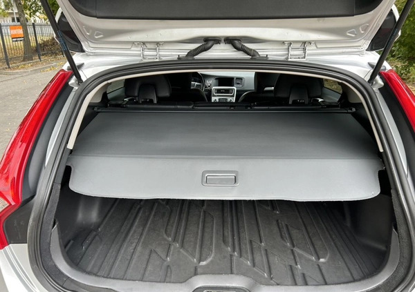 Volvo V60 cena 53900 przebieg: 163000, rok produkcji 2016 z Lipno małe 232